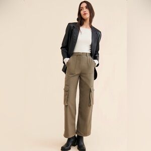 Moon River Olive Wide Leg Cargo Pants